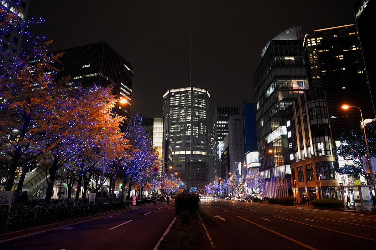 大阪圣诞打卡推荐：御堂筋灯光秀、阪急百货梅田总店圣诞厨窗及圣诞集市